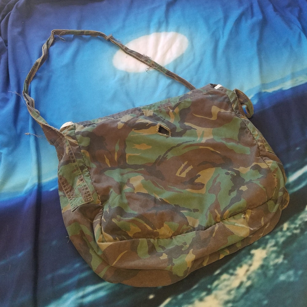 Camo Messenger Bag with Patches - Picture 14 of 15